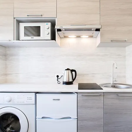 Apartment Central 3br & 4br *
