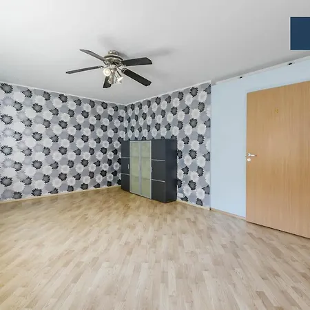 Central 3br & 4br