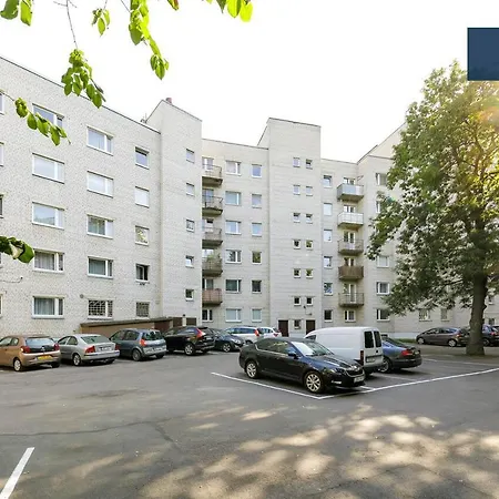 Central 3br & 4br Apartment