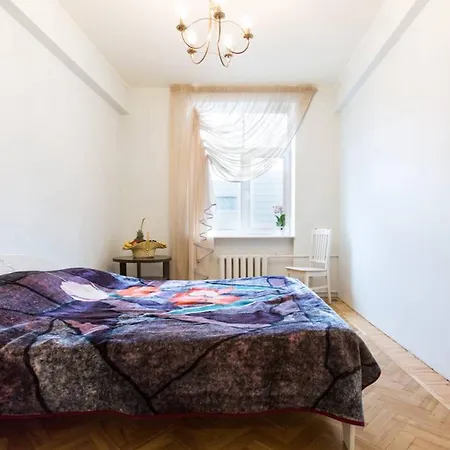 Central 3br & 4br Apartment *