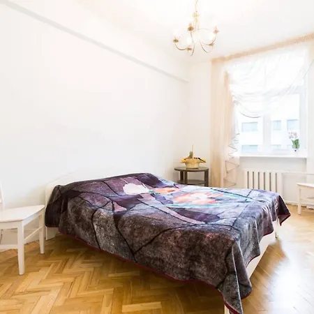 Central 3br & 4br *