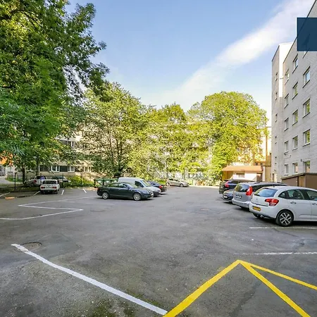 Apartment Central 3br & 4br